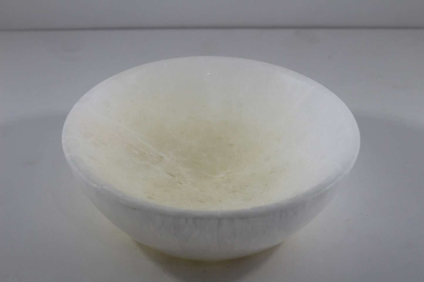 Selenite Bowl Round 7-8cm