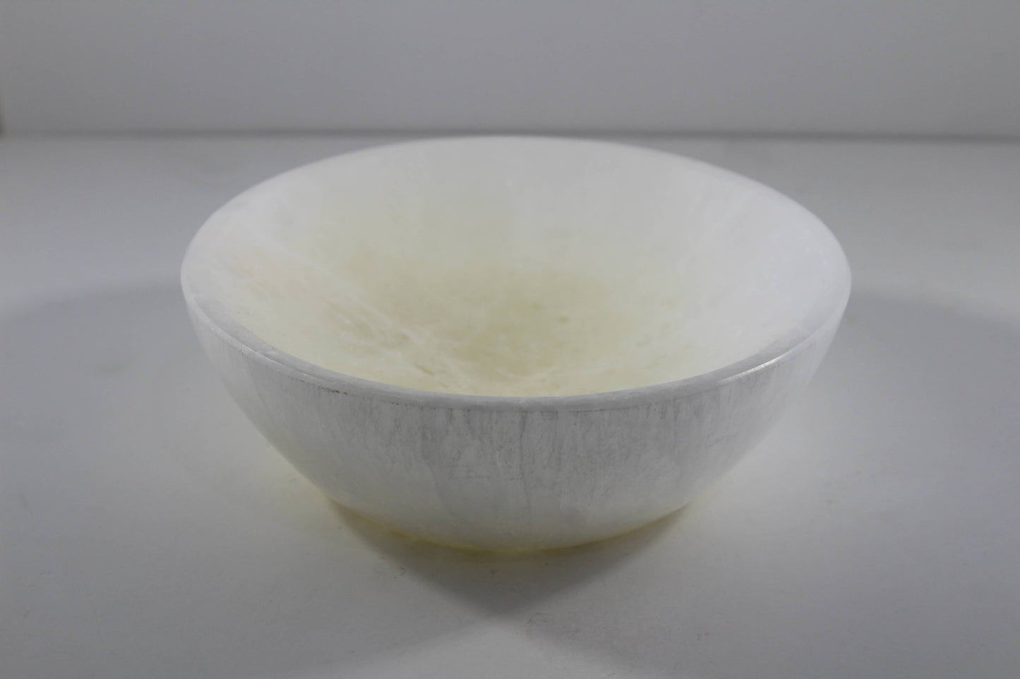 Selenite Bowl Round 7-8cm
