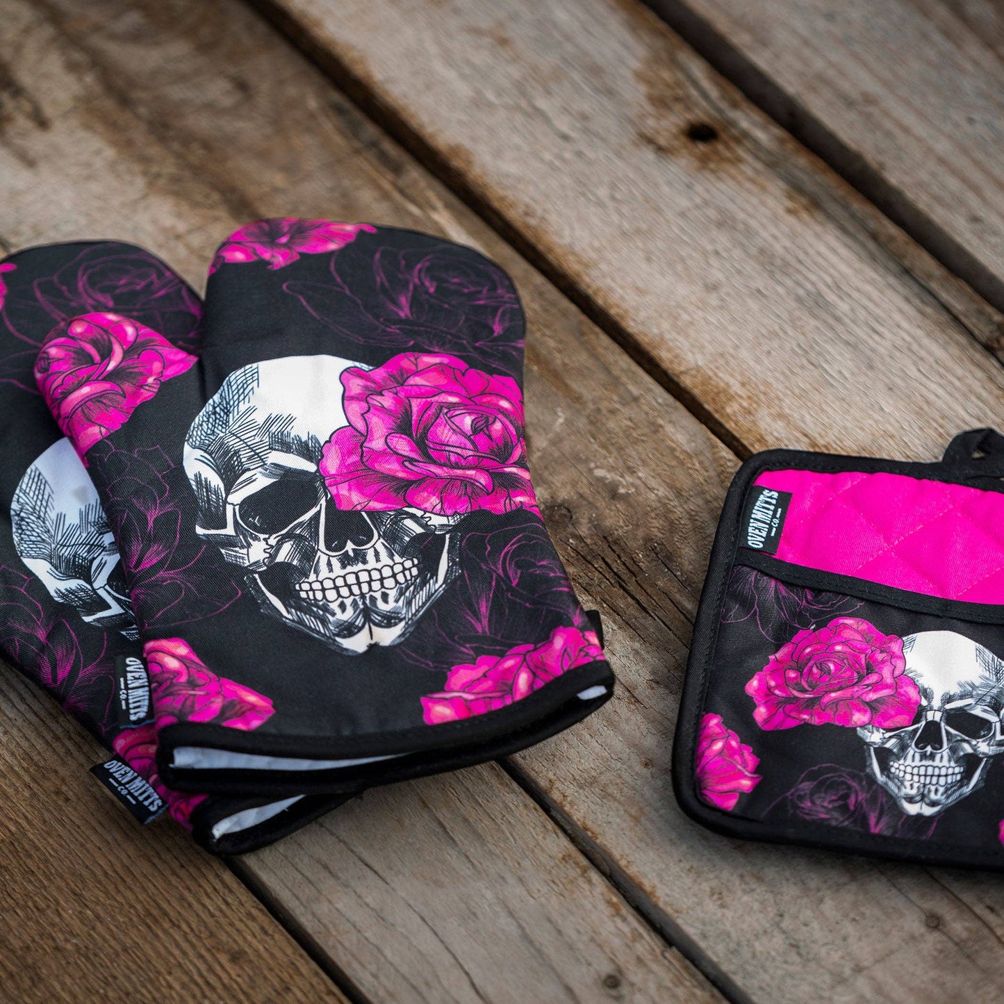 Pink Rose & Skull Oven Mitts And Potholder Set