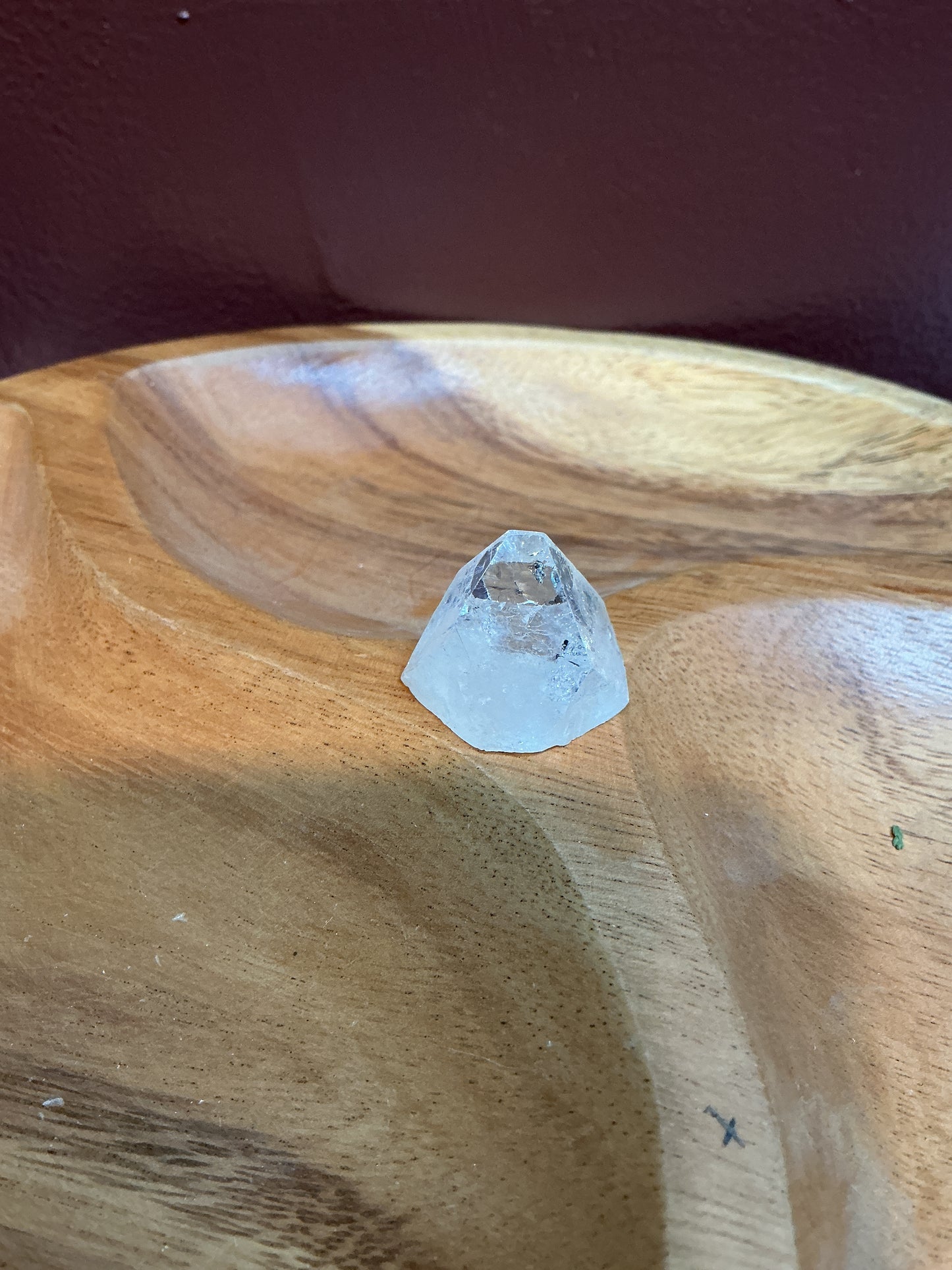 Apophyllite pyramid