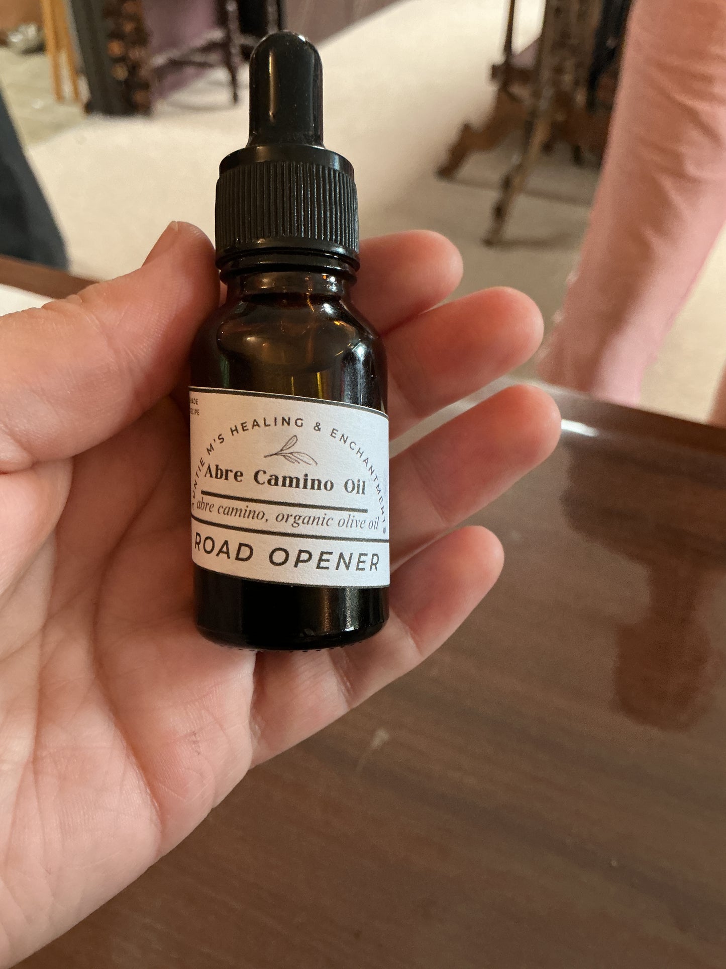 Abre Camino Oil