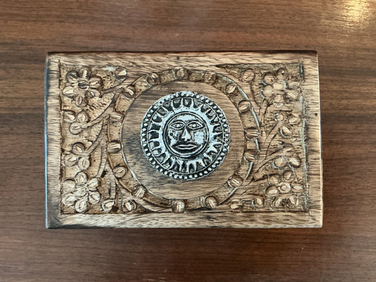 Carved wooden box, Sun inset (6x4)